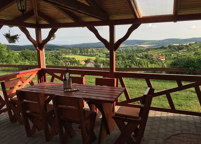 Kikapcsol-lak * Pécsely